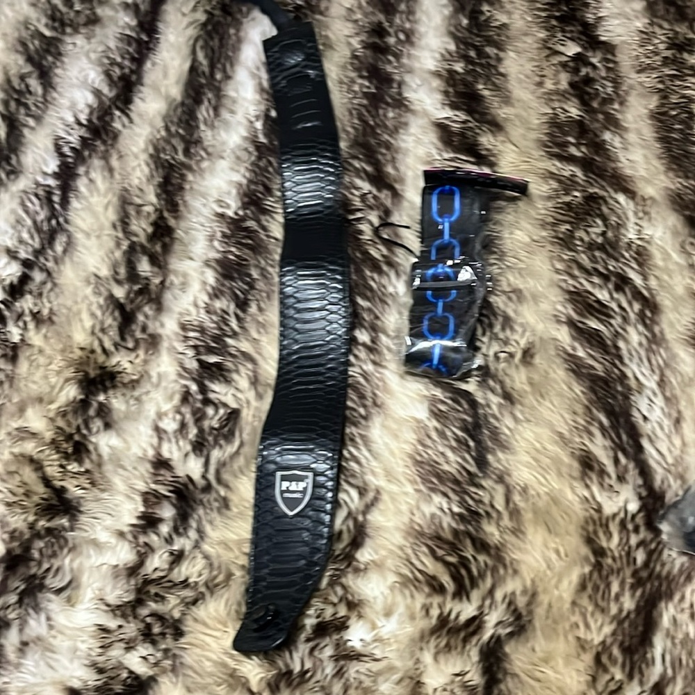 Guitar straps
